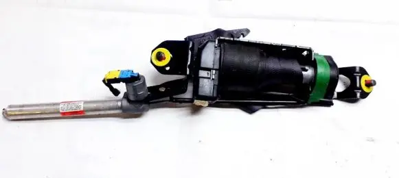Volvo V70 Front seatbelt 8665872