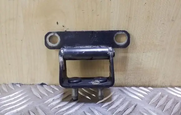 KIA Sportage Tailgate/trunk/boot hinge