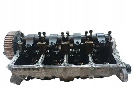 Volkswagen Golf V Engine head 038103373R
