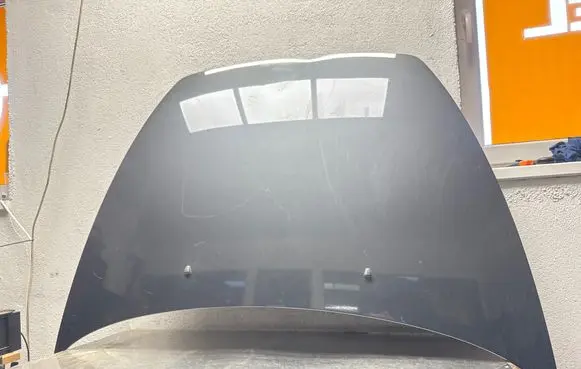 Volvo C70 Engine bonnet/hood 30671495 E424R030170
