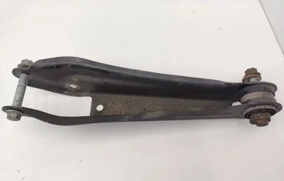 Rear upper control arm/wishbone