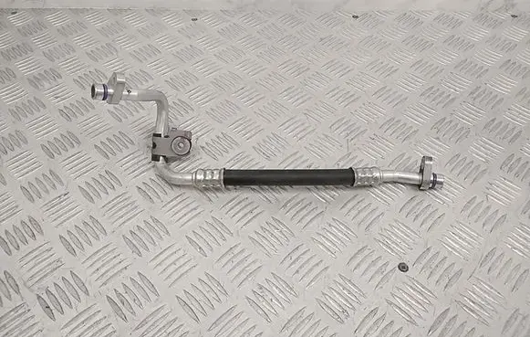 Nissan Leaf II (ZE1) Air conditioning (A/C) pipe/hose 924404NR0B