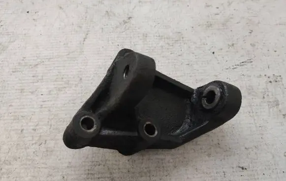 Volkswagen Transporter - Caravelle T4 Generator/alternator bracket 074903147