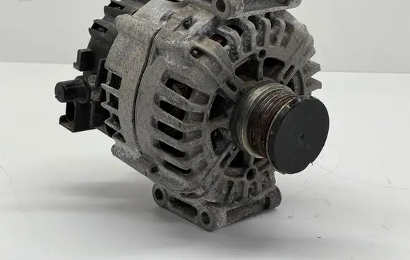 Mercedes-Benz GLK (X204) Generator/alternator A0009063722 2614201B 414026490