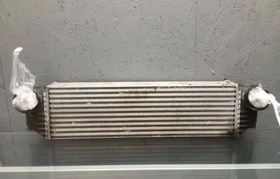 BMW 5 F10 F11 Intercooler radiator 7805629 R7368003