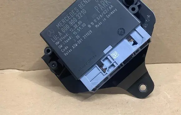 Mercedes-Benz Vito Viano W447 Parking PDC control unit/module A0009003210