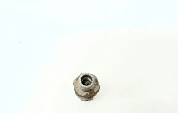 Volkswagen PASSAT B5 Air conditioning (A/C) pressure sensor 8D0959482A TDP302QADGL
