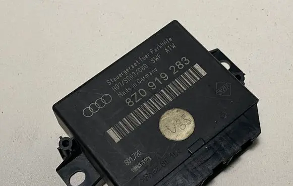 Audi A6 S6 C5 4B Parking PDC control unit/module 8Z0919283