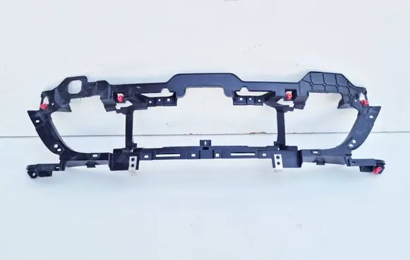 Audi E-tron GT Engine splash shield/under tray 4J3807611
