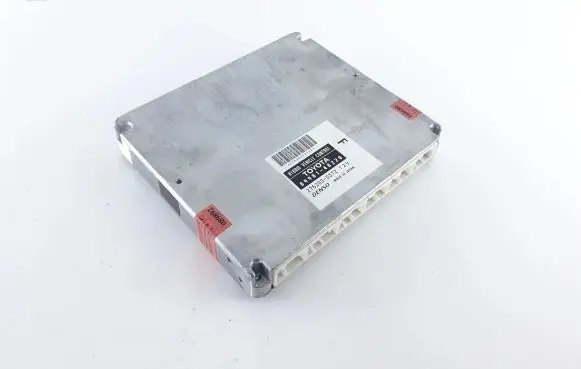 Lexus RX 330 - 350 - 400H Engine control unit/module 8998148220