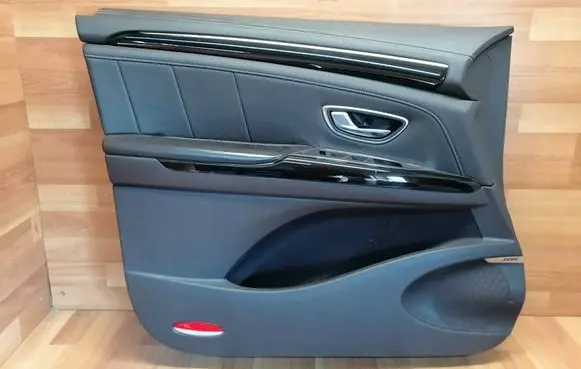 Front door card panel trim