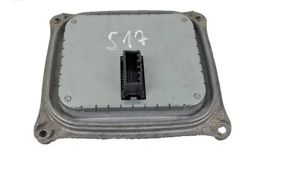 Alfa Romeo Stelvio Xenon control unit/module 147000026900