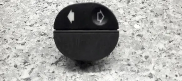 Ford Ka Quarter vent window switch 