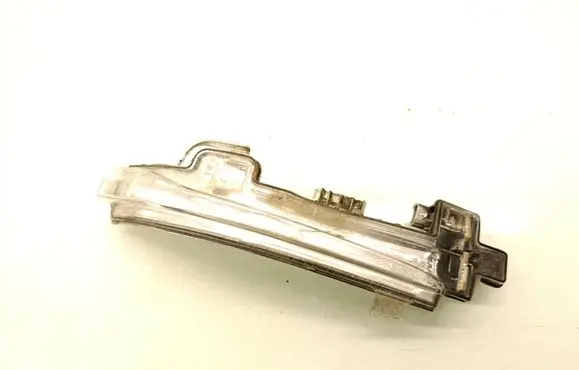 Volvo S60 Mirror indicator light 3100928
