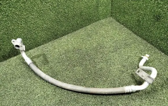 Renault Trafic III (X82) Air conditioning (A/C) pipe/hose 93450173 924543622R