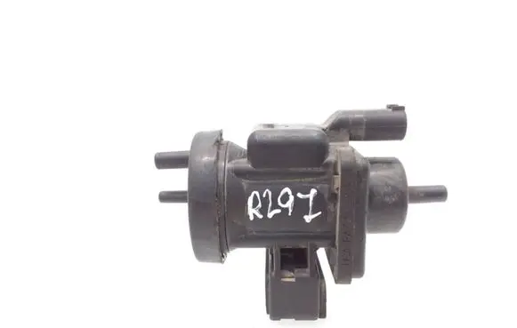 Mercedes-Benz S W220 Turbo solenoid valve A0005450427