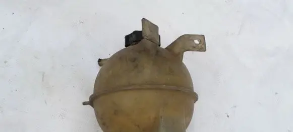 Opel Kadett E Coolant expansion tank/reservoir 90156938