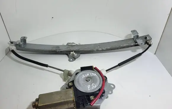 Nissan Almera Front door window regulator motor 807300M016 81106 MMR52167