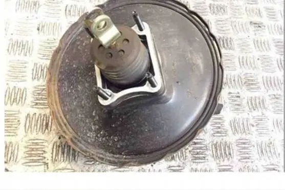 Hyundai Coupe Brake booster