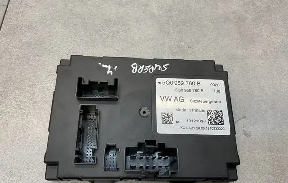 Skoda Superb B8 (3V) Comfort/convenience module 5Q0959760B