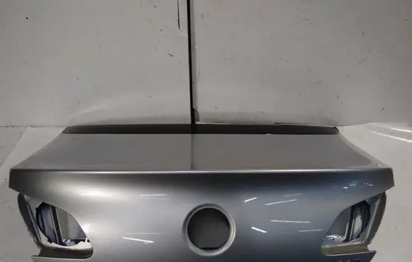 Volkswagen PASSAT CC Tailgate/trunk/boot lid
