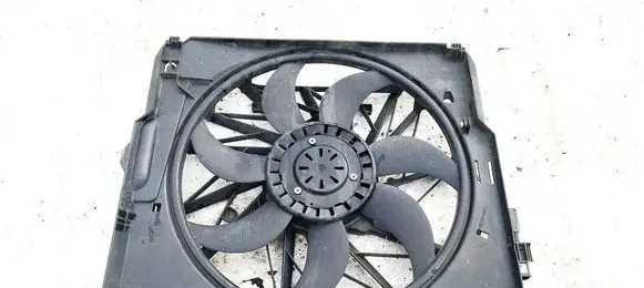 BMW 5 F10 F11 Radiator cooling fan shroud 63327301 16141910