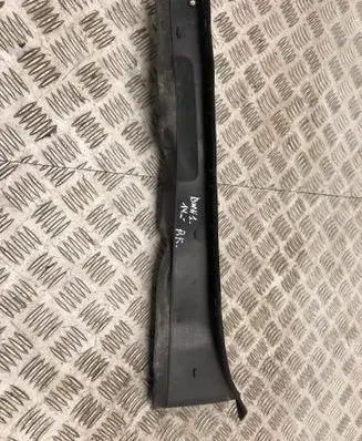 BMW 1 F20 F21 Fender end trim 51767269997