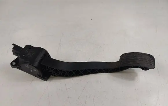 Peugeot 5008 Accelerator throttle pedal 9671417080