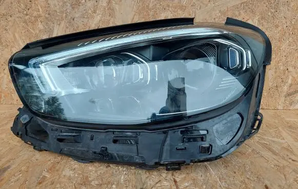 Mercedes-Benz E W213 Headlight/headlamp A2139068309 ITPD009363