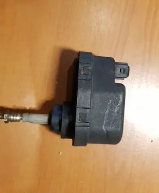 Ford Escort Headlight level adjustment motor 0307851354 92AG13K198AA