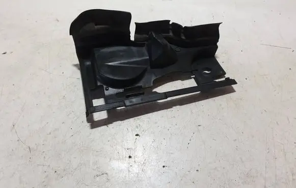 Volvo XC70 Radiator trim 31214426