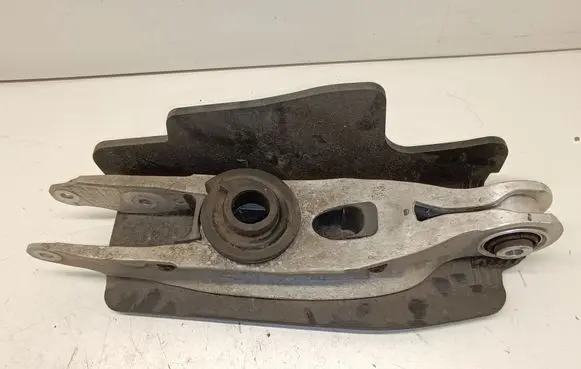 Audi A5 Rear upper control arm/wishbone 8W0505311