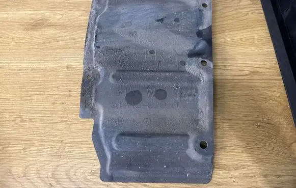 Toyota Auris 150 Engine splash shield/under tray 5144302050