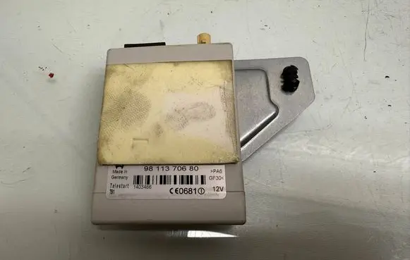 Peugeot Expert Other control units/modules 9811370680