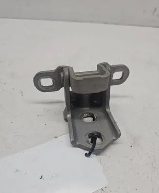 Renault Scenic II - Grand scenic II Rear door upper hinge 
