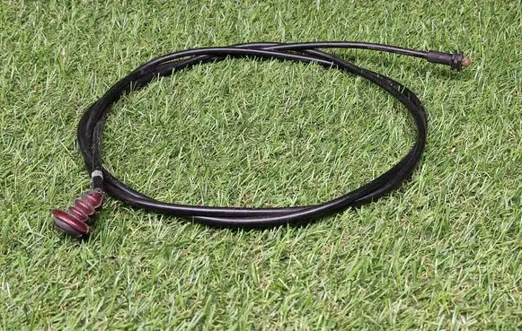 Volkswagen PASSAT B4 Engine bonnet/hood lock release cable 357823531