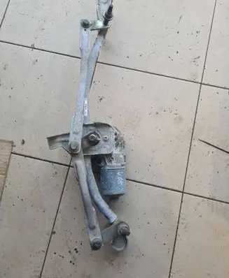 BMW 5 F10 F11 Front wiper linkage 7272451 7272367