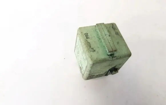 BMW 5 E34 Other relay 61368366600 6136-8366600