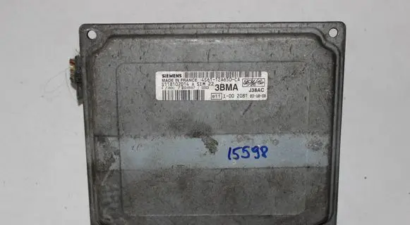 Ford Fiesta Engine control unit/module 4S6112A650CA S118107014A