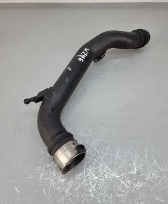 Intercooler hose/pipe