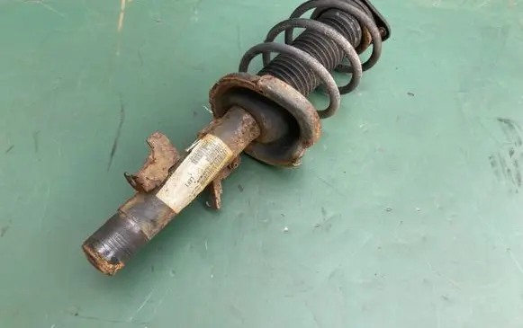 Volvo V50 Front shock absorber/damper 31277590