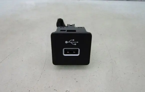 Honda ZR-V 12 V Socket (front) ZRV