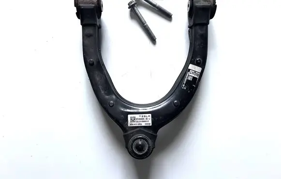 Tesla Model Y Front upper control arm/wishbone 104432600J