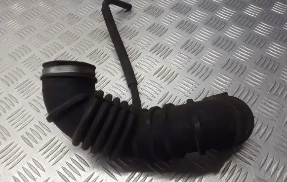 Mitsubishi Colt Intake resonator A1355200001