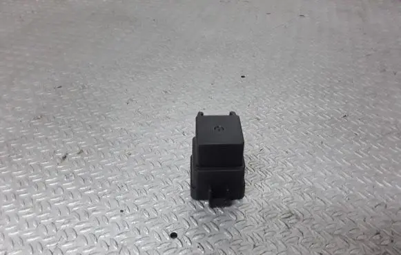 Dodge Journey Other relay 04692076AA