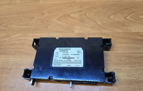 Volvo V70 Bluetooth control unit module 31310713AA 31310712