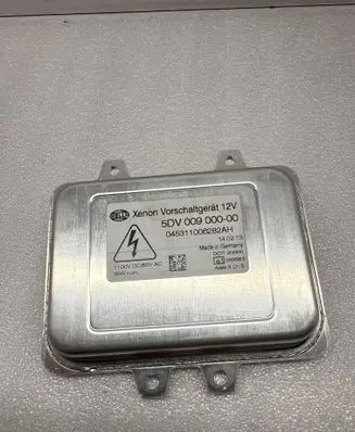 Volkswagen Tiguan Headlight ballast module Xenon 5DV00900000 045311006282AH