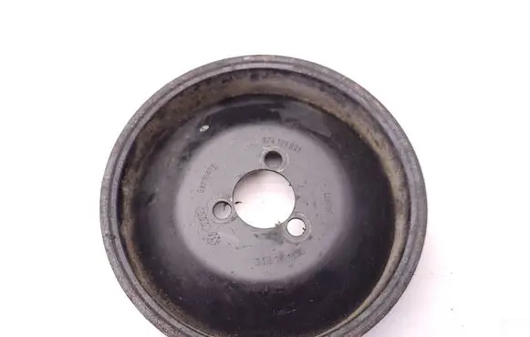 Volkswagen Crafter Power steering pump pulley 074121031