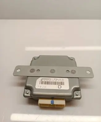 Suzuki SX4 Transfer box differential control unit 3888579J11 MZ15702 0115295