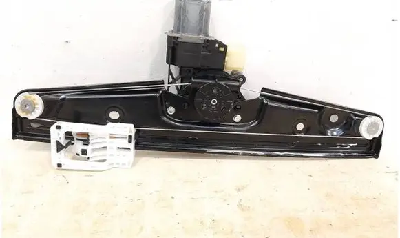 Mini Cooper Countryman F60 Rear door window regulator with motor 7390082
